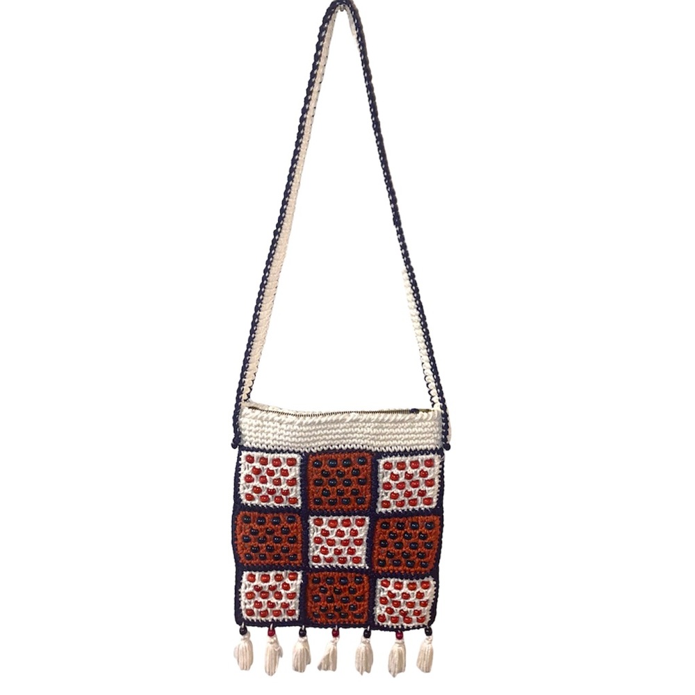 Vintage Walborg beaded macrame purse, hippie, red white & blue, fringe/tassels